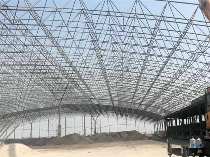 巴南钢厂料仓网架工程