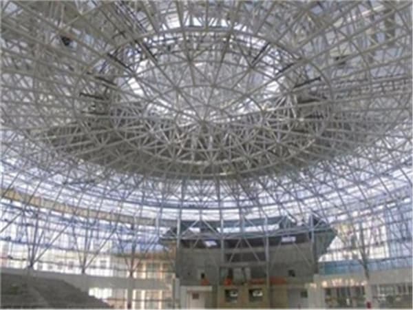 重庆巴南网架钢结构工程有限公司